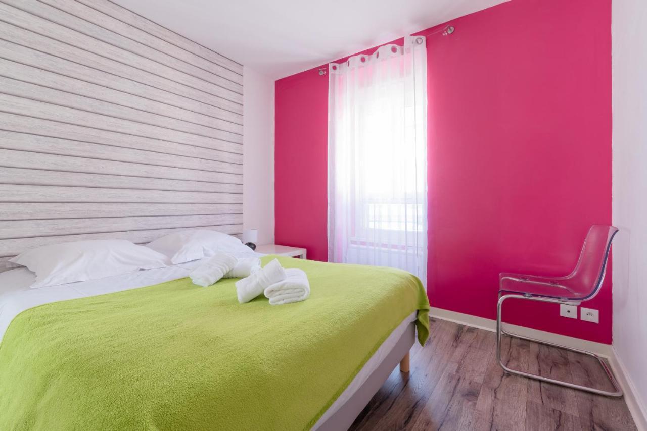 Ker Uhel - Charmant Appartement Plein Centre Saint-Renan Buitenkant foto
