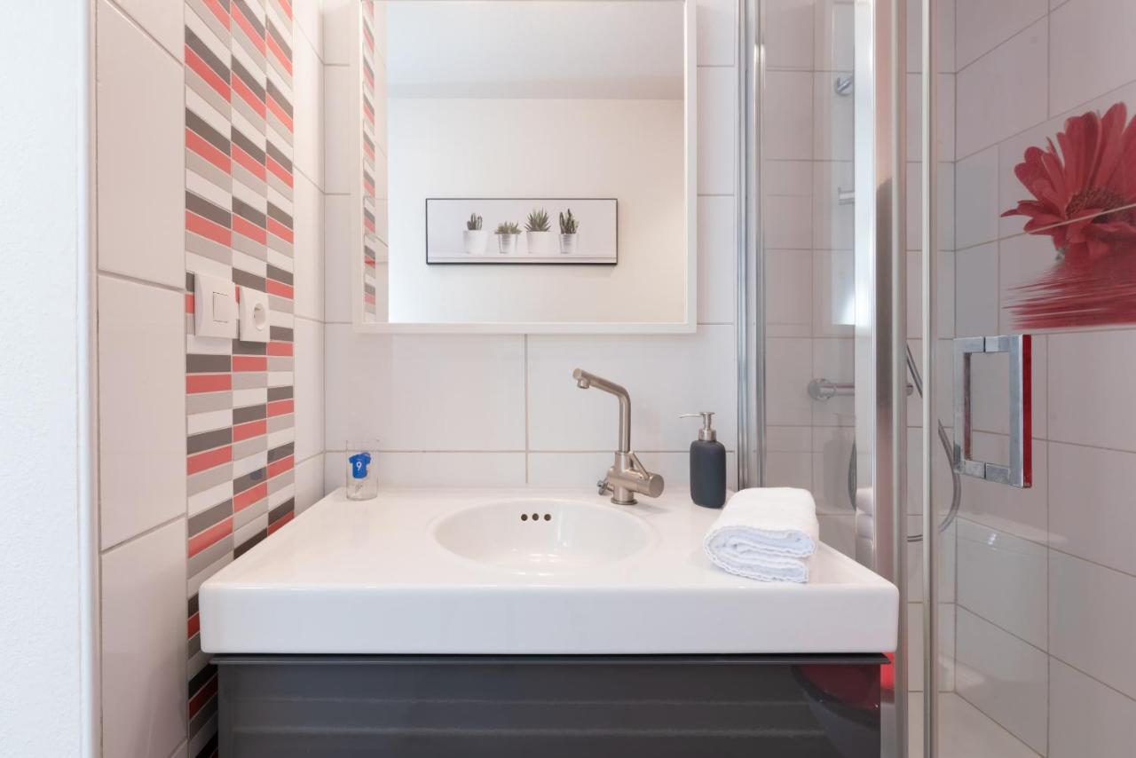 Ker Uhel - Charmant Appartement Plein Centre Saint-Renan Buitenkant foto